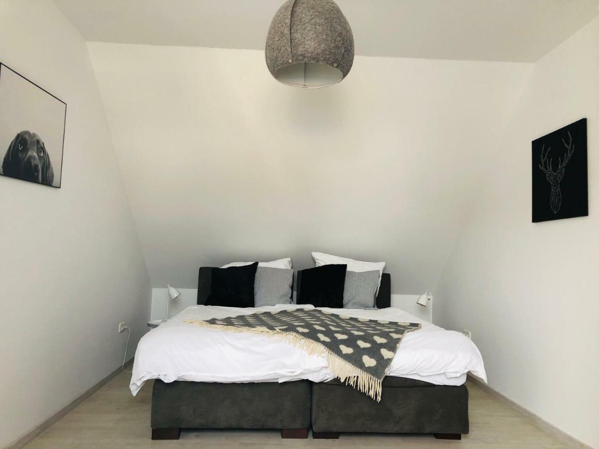 Ferienhaus Eifel Charlotte 크로넨버그 외부 사진